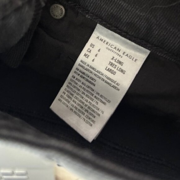 American Eagle Mom Straight Jean distressed black size 6 - Picture 7 of 8